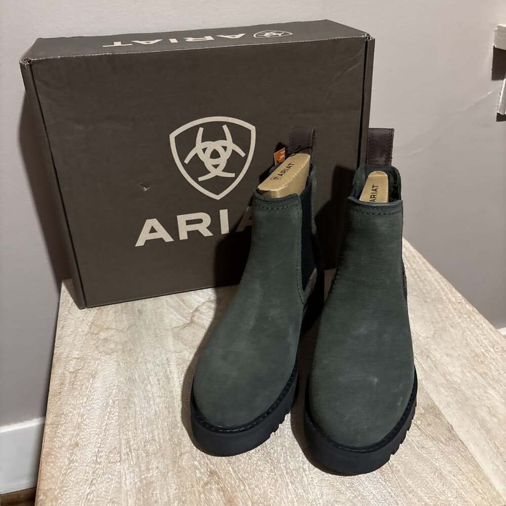 Ariat Women’s Wexford Lug H20 Chelsea Suede Waterproof Boot Sz 6 Forest Night